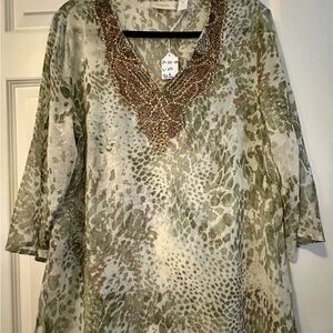 Chico's Green and Gold Tunic Top